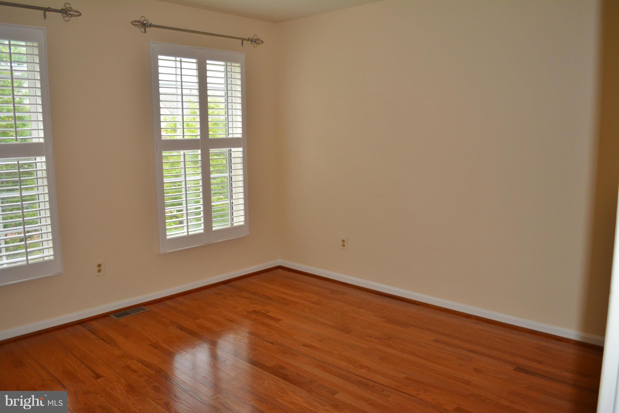 VIRGINIA CENTER - Residential Lease