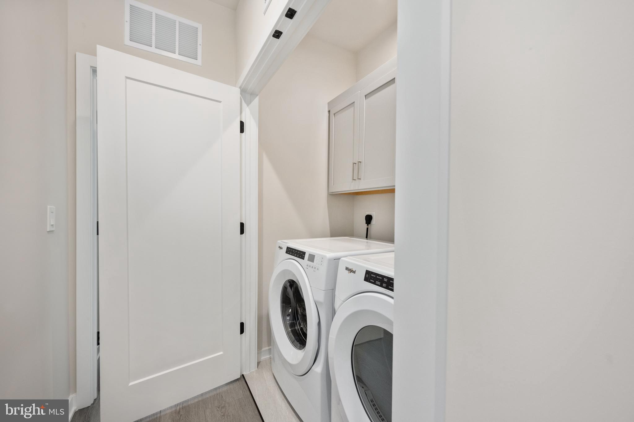 COMMONWEALTH PLACE AT WESTFIELDS - Residential