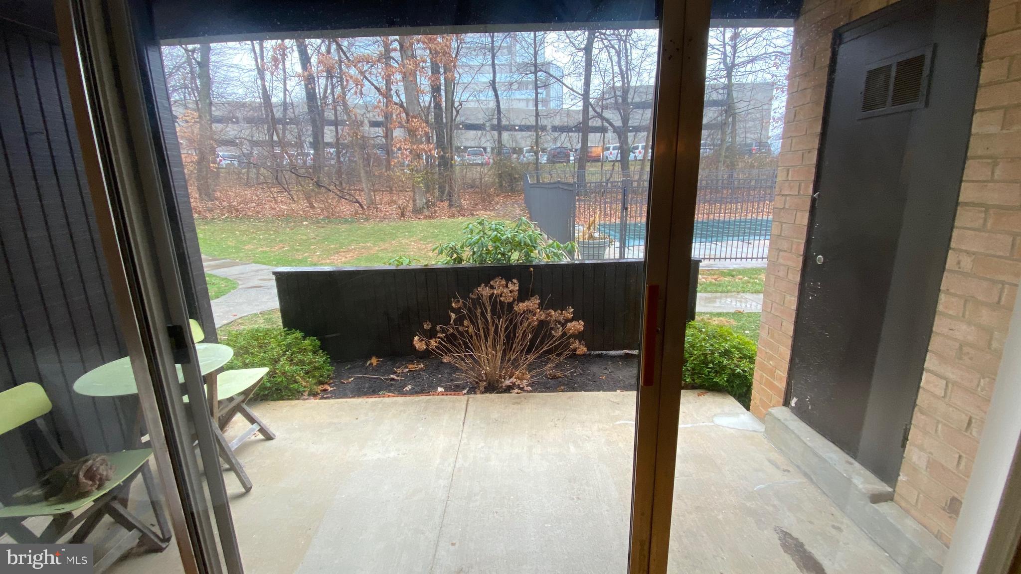 MCLEAN HILLS - Residential