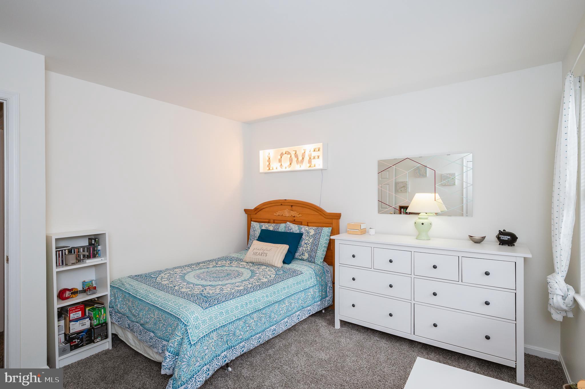 VILLAGE OF BYNUM RUN - Residential