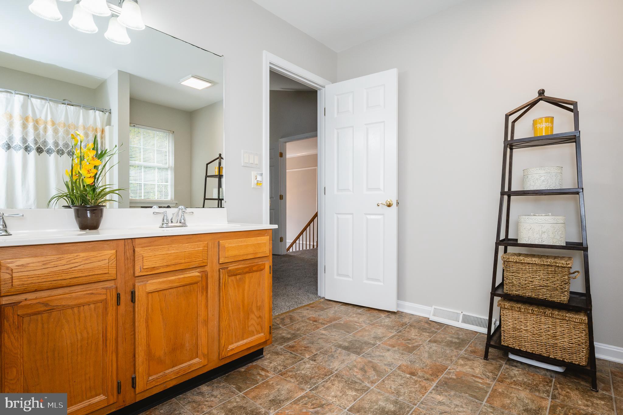 VILLAGE OF BYNUM RUN - Residential