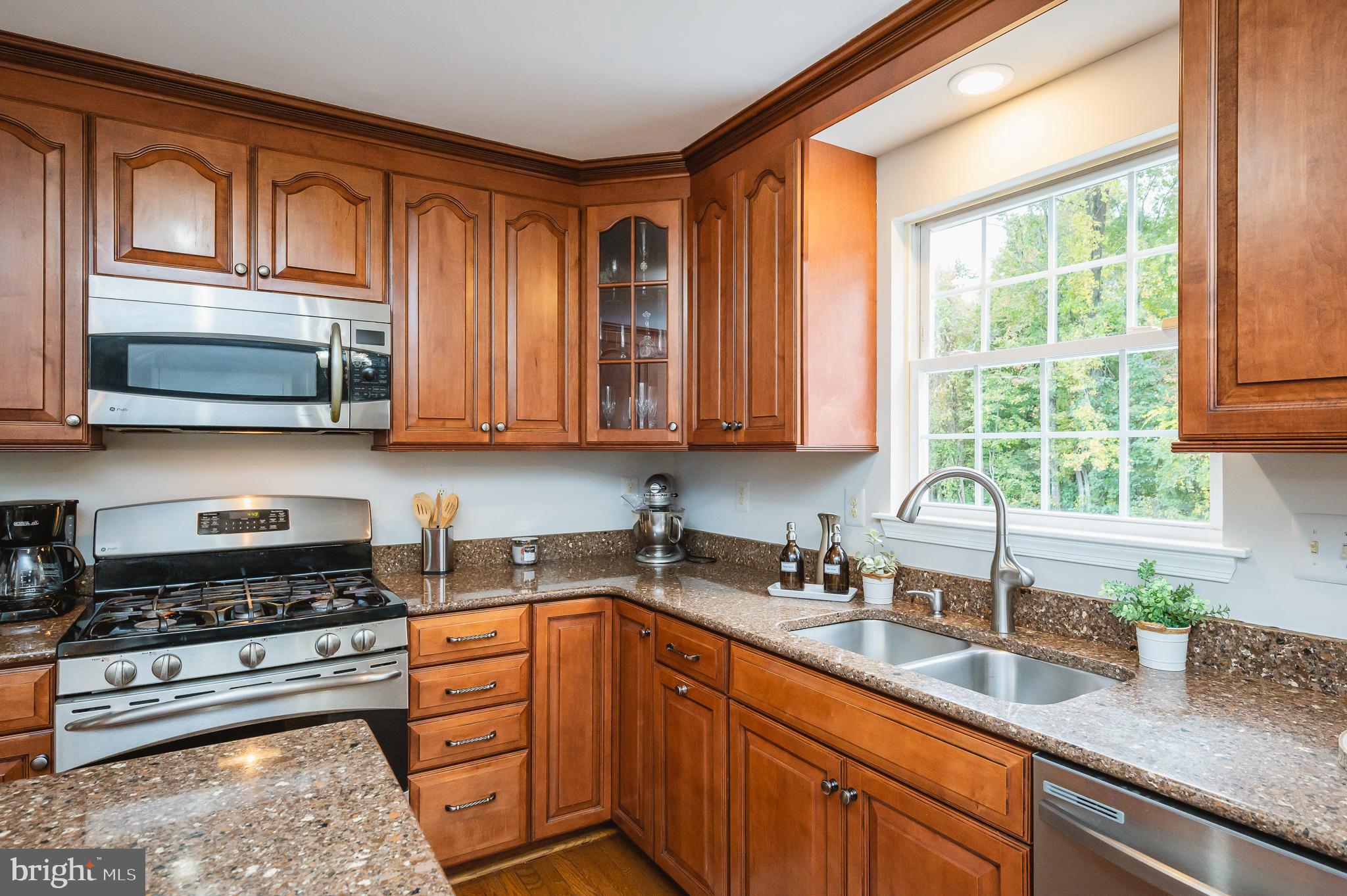 VILLAGE OF BYNUM RUN - Residential