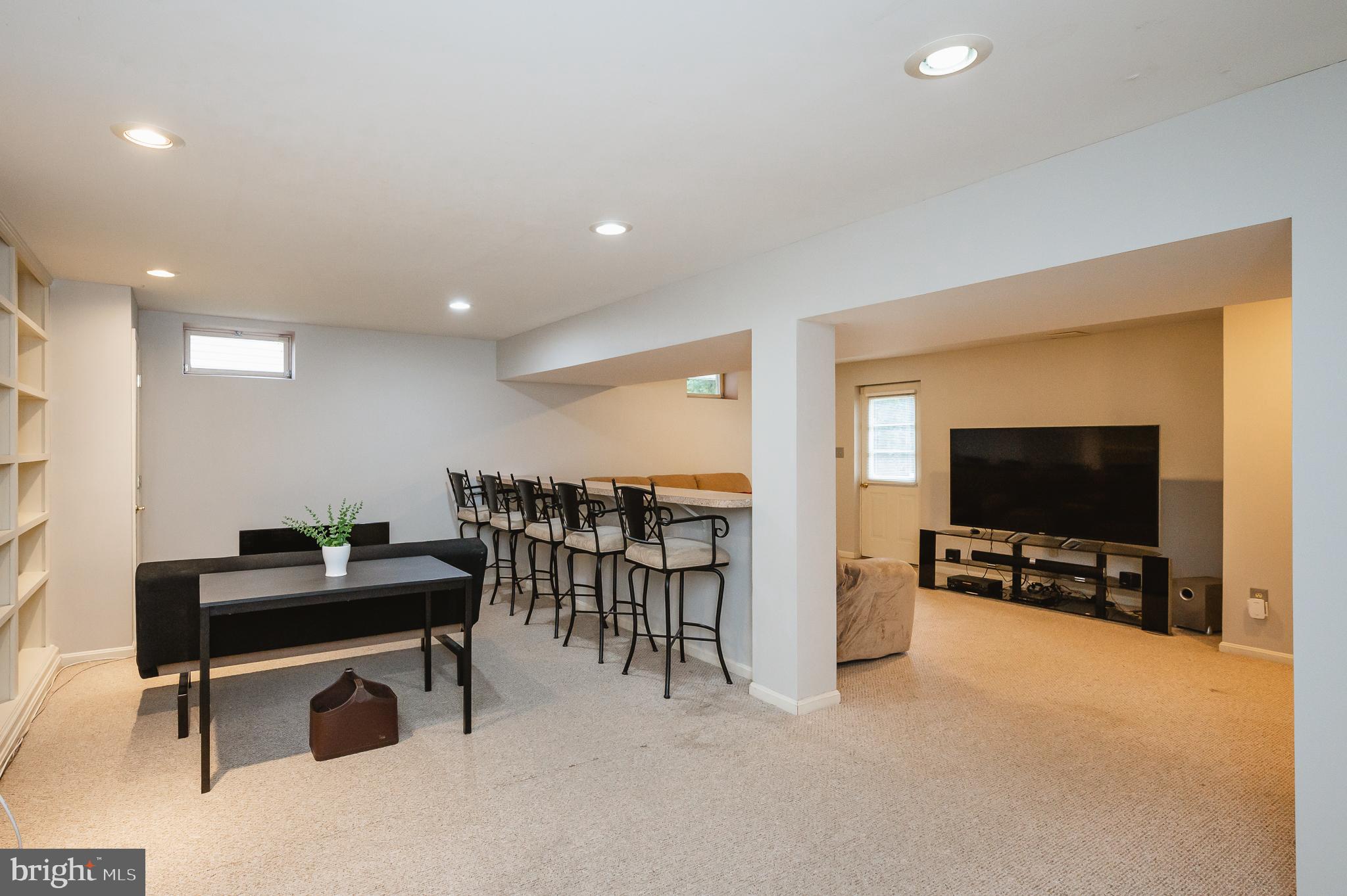 VILLAGE OF BYNUM RUN - Residential