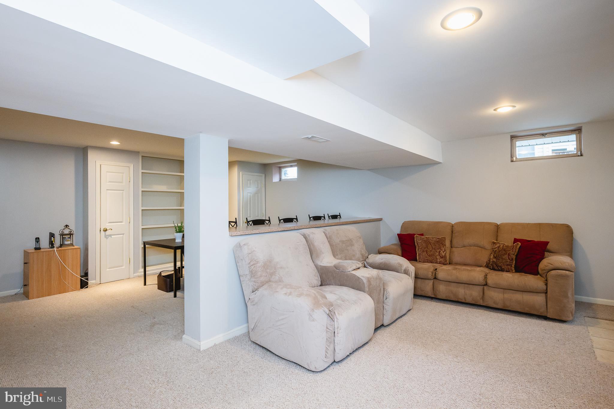 VILLAGE OF BYNUM RUN - Residential