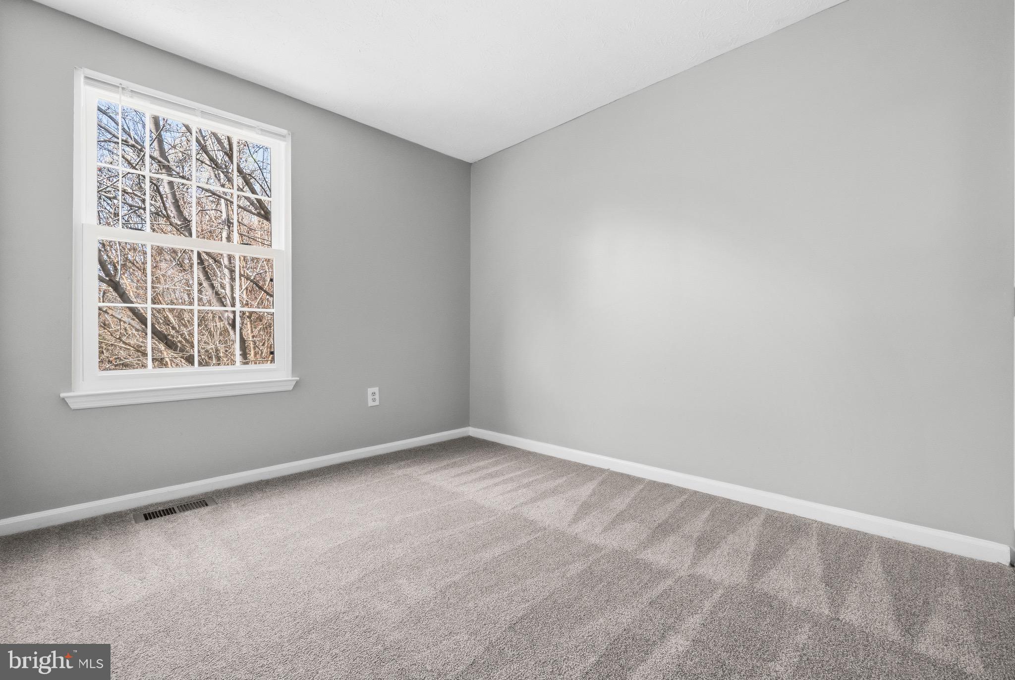 GREENCASTLE LAKE - Residential