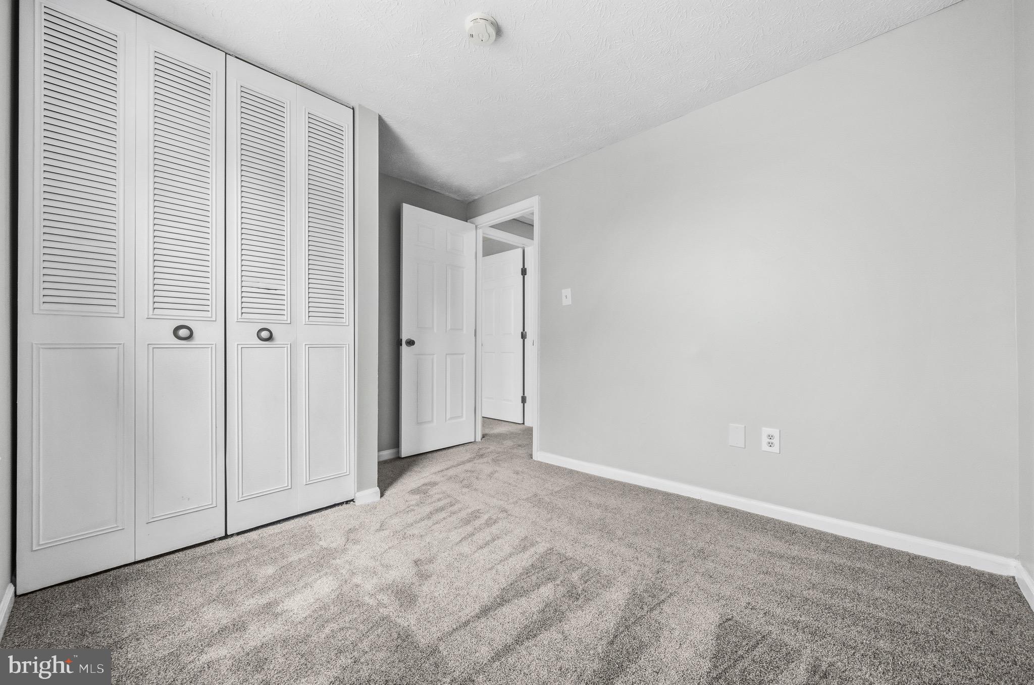 GREENCASTLE LAKE - Residential