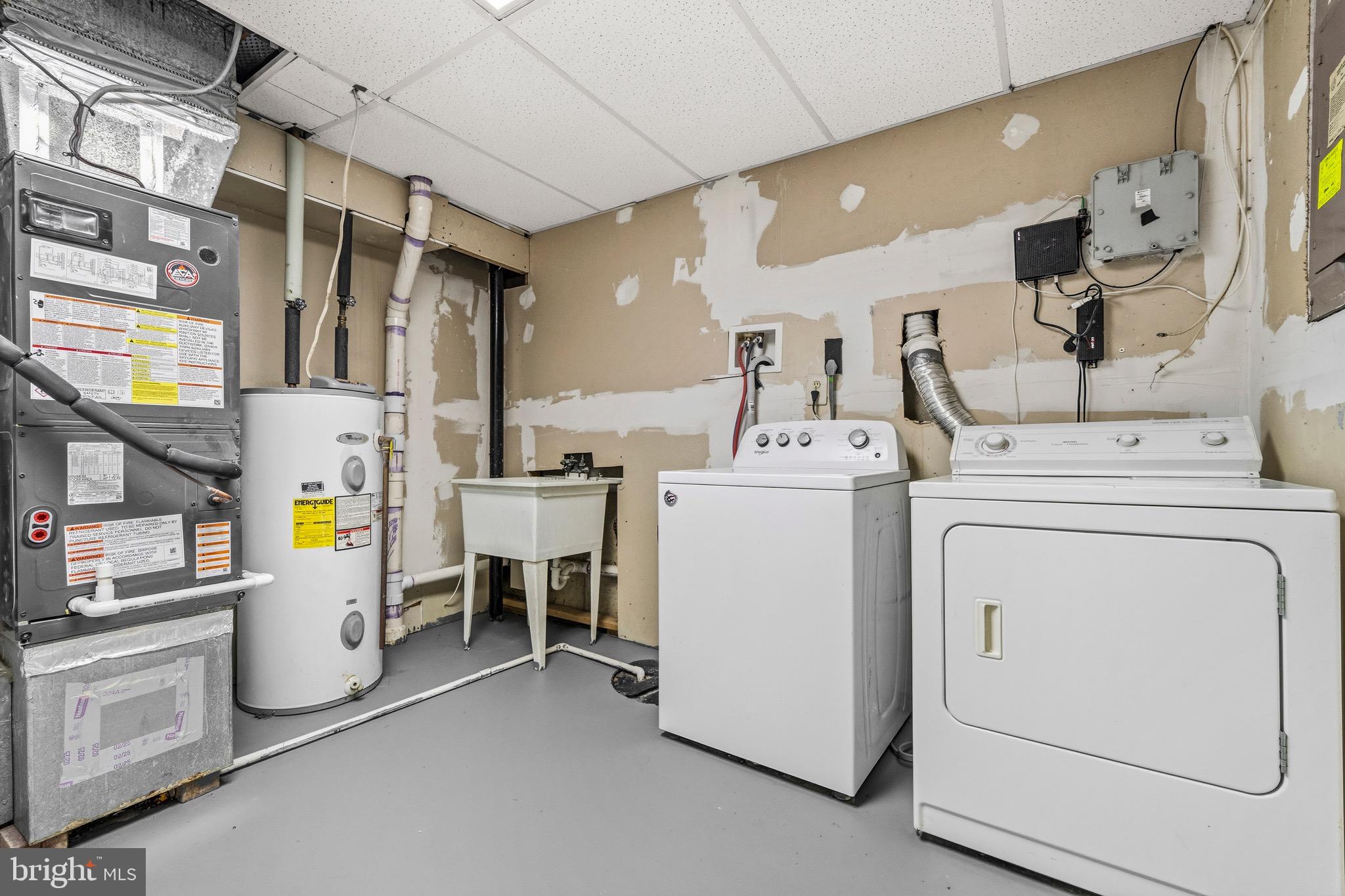 GREENCASTLE LAKE - Residential