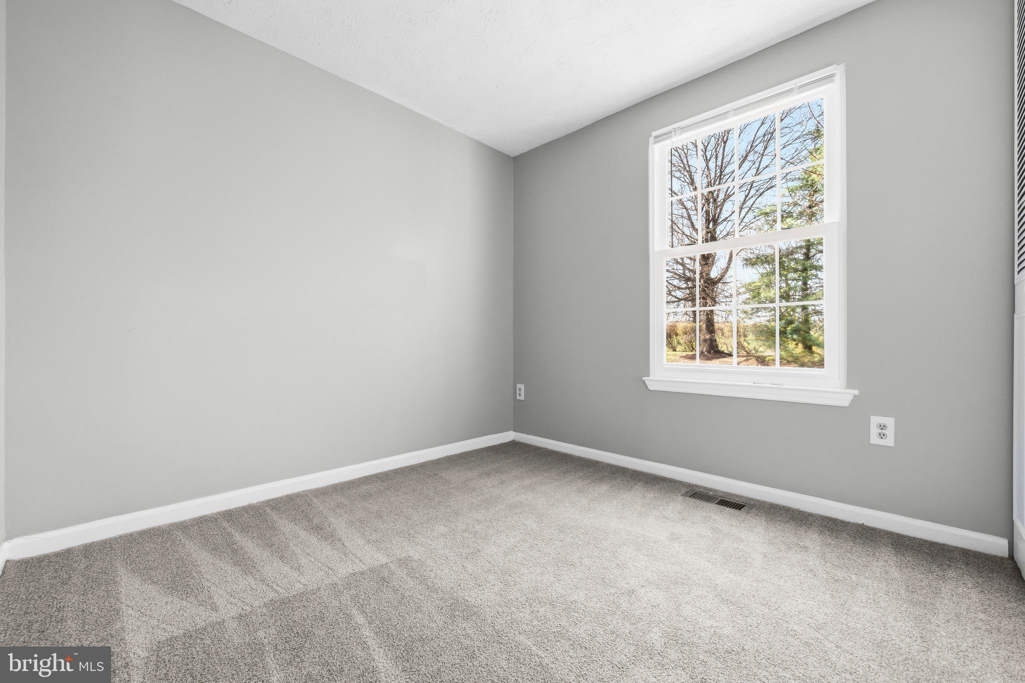 GREENCASTLE LAKE - Residential