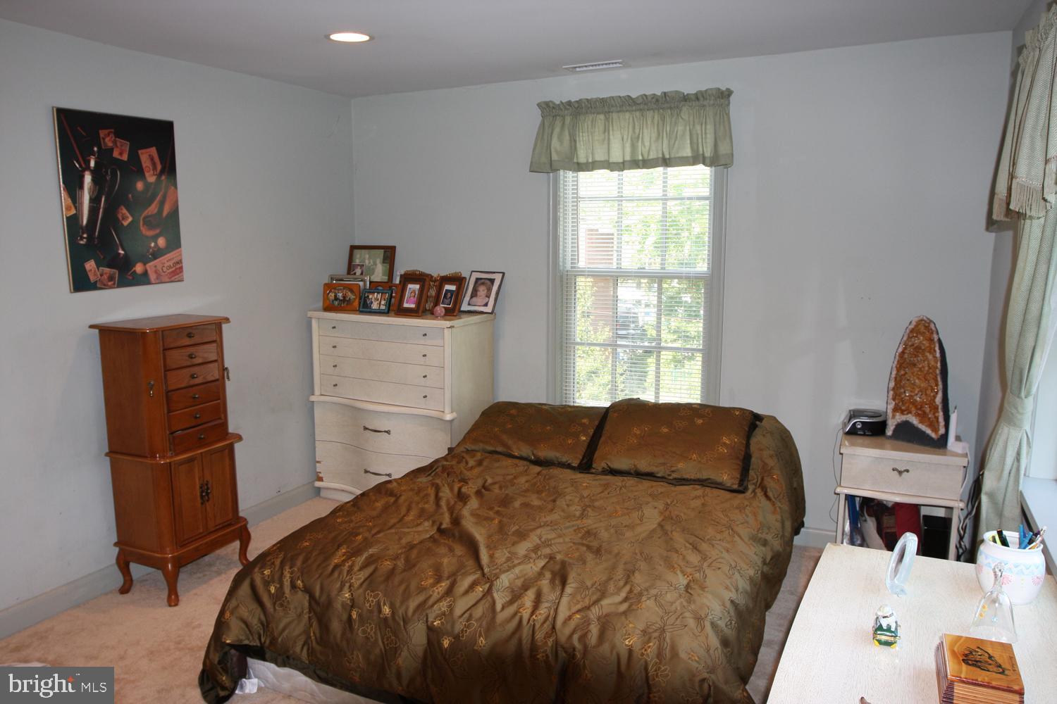 NEW HOPE - Commercial Sale