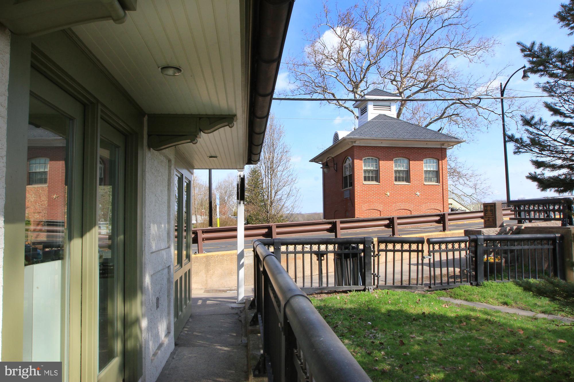 NEW HOPE - Commercial Sale