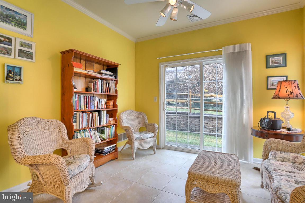 VILLAGE GRANDE - Residential