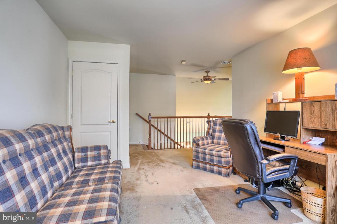 VILLAGE GRANDE - Residential