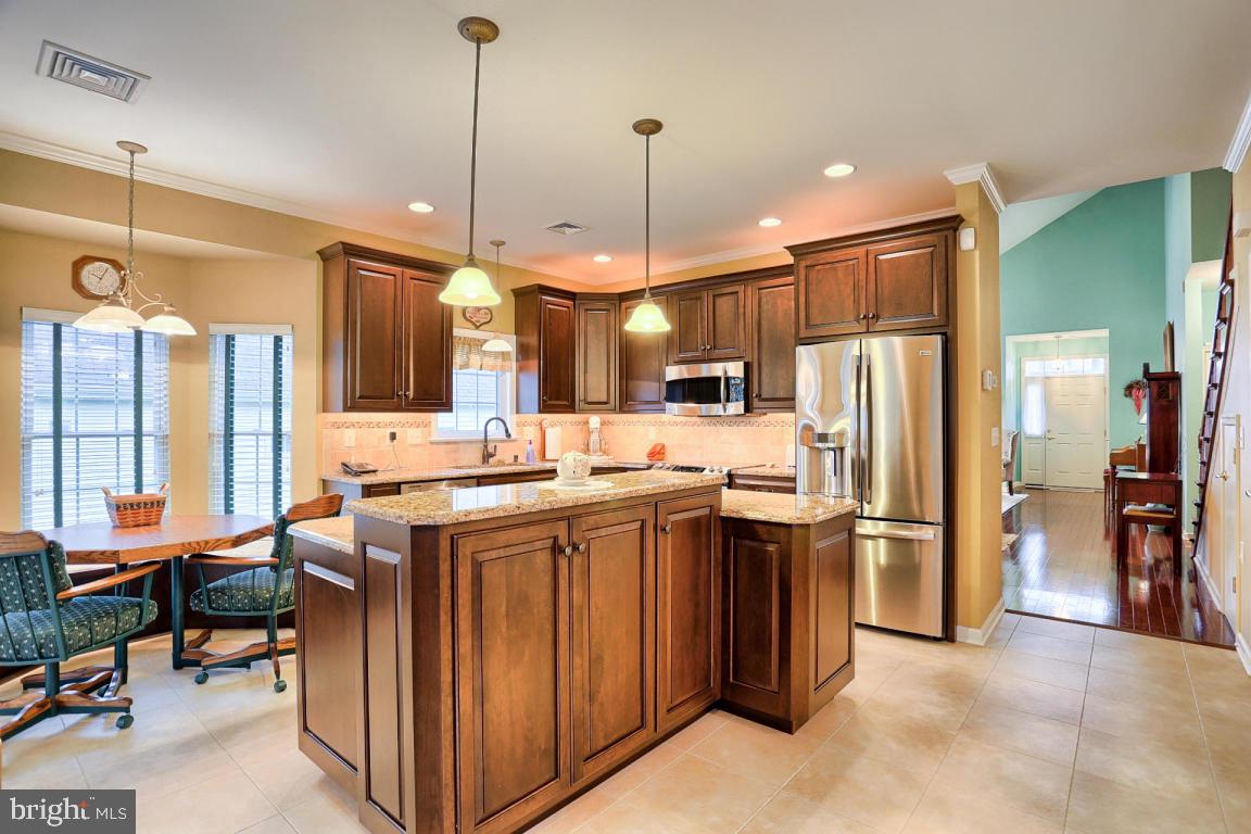 VILLAGE GRANDE - Residential