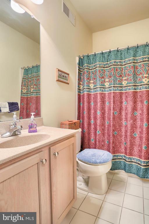 VILLAGE GRANDE - Residential