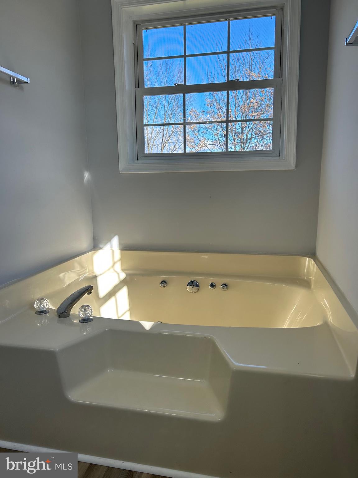 SPRING MILLS FARM - Residential