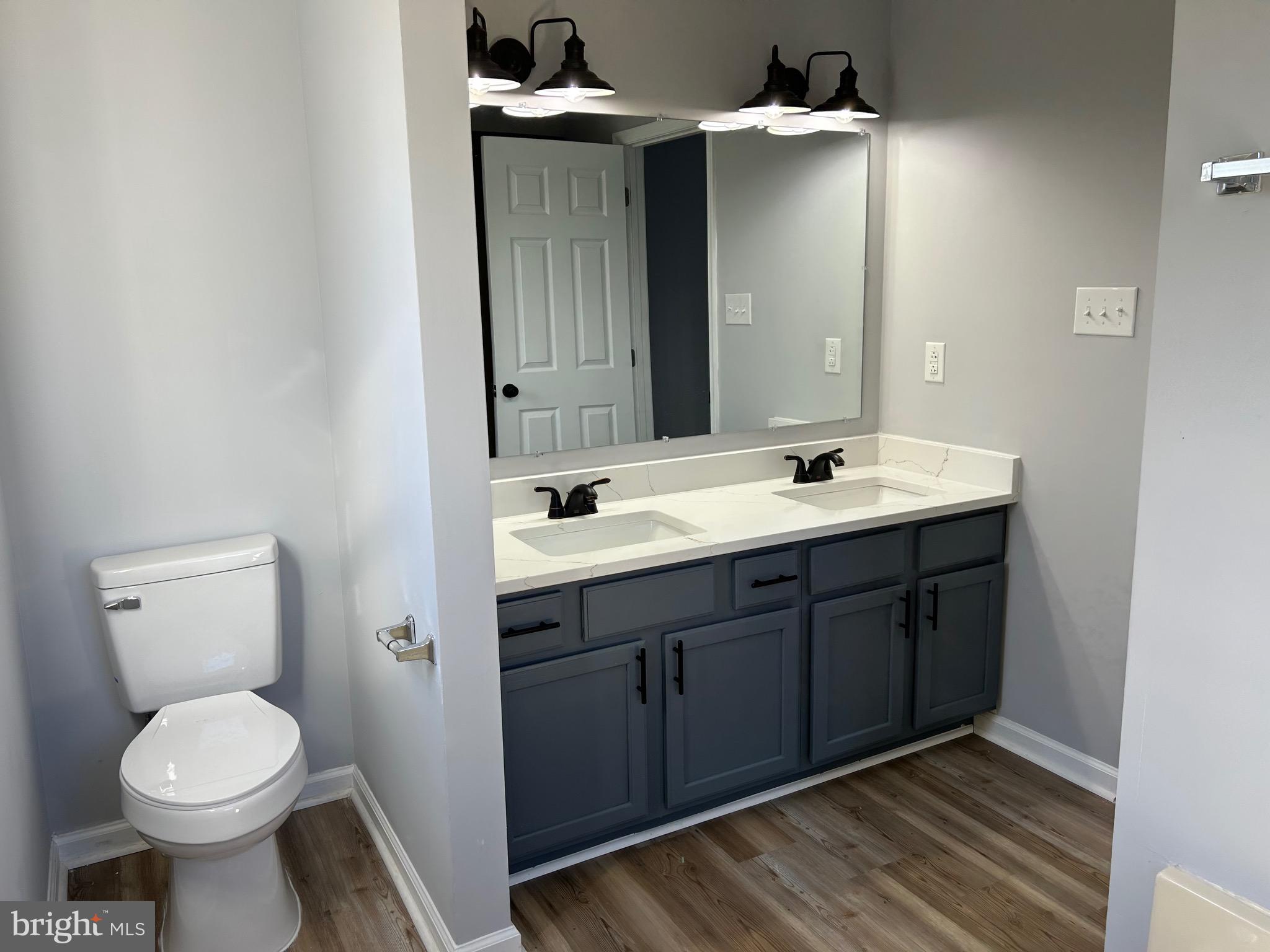 SPRING MILLS FARM - Residential