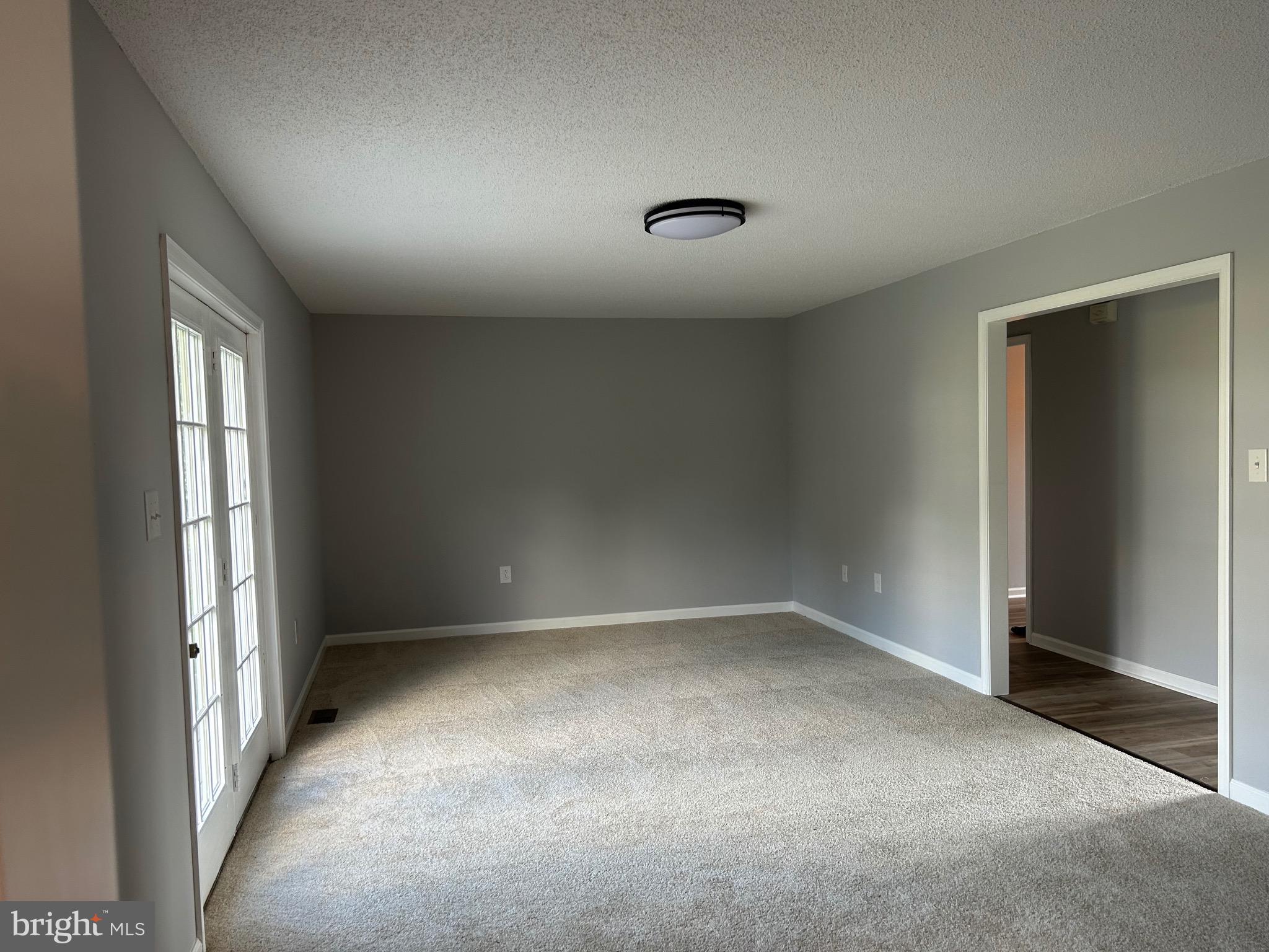 SPRING MILLS FARM - Residential