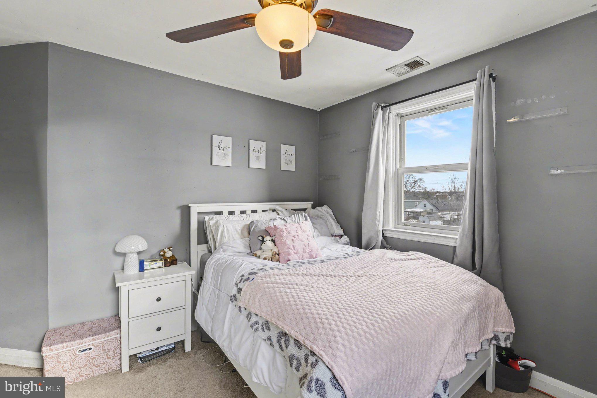 FULLERTON - Residential