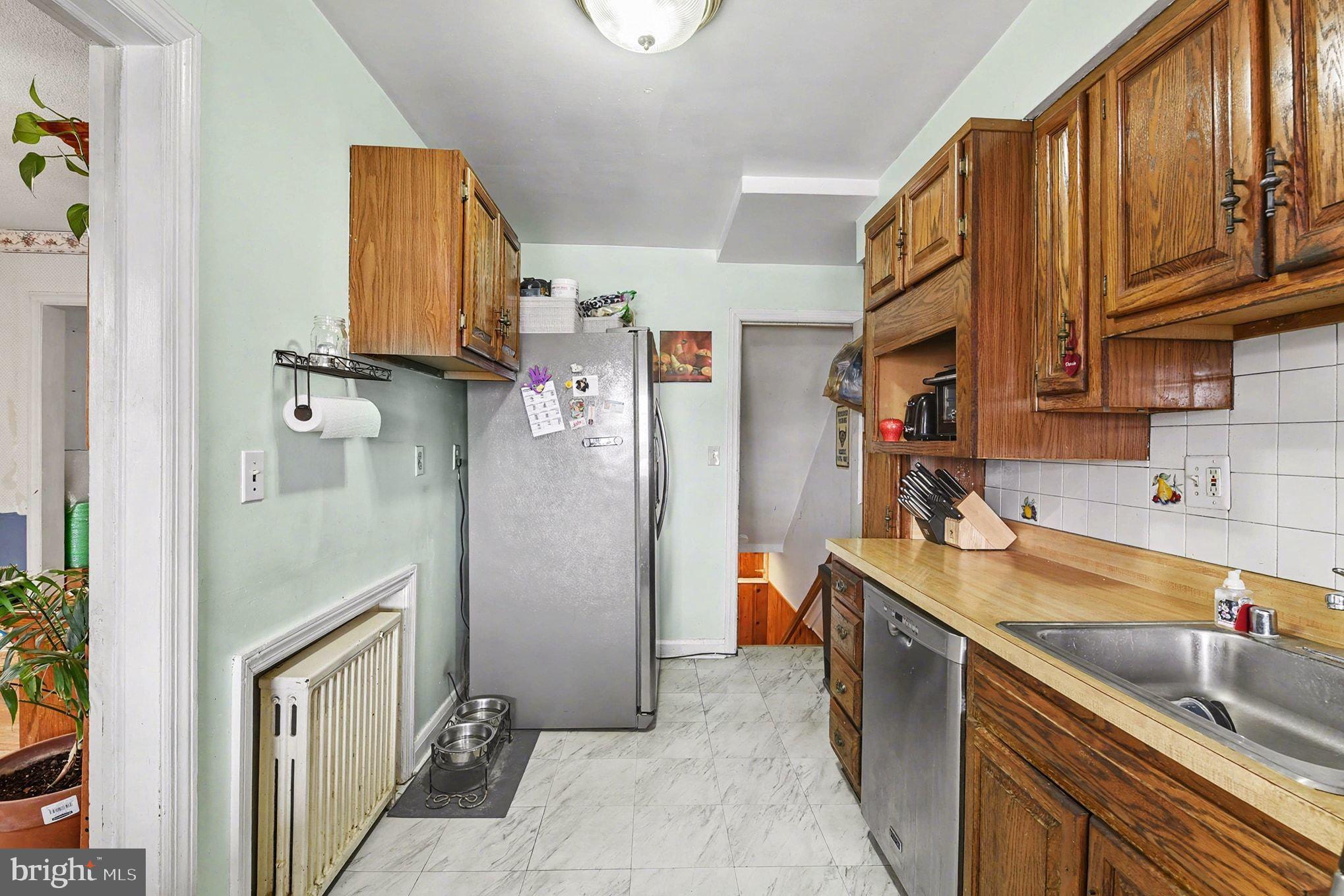 FULLERTON - Residential