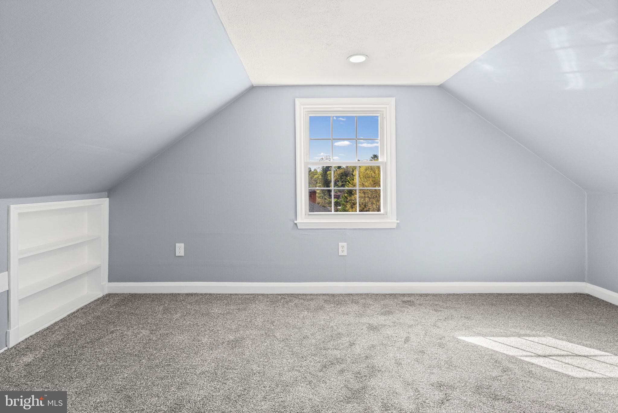 GLENDALE - Residential