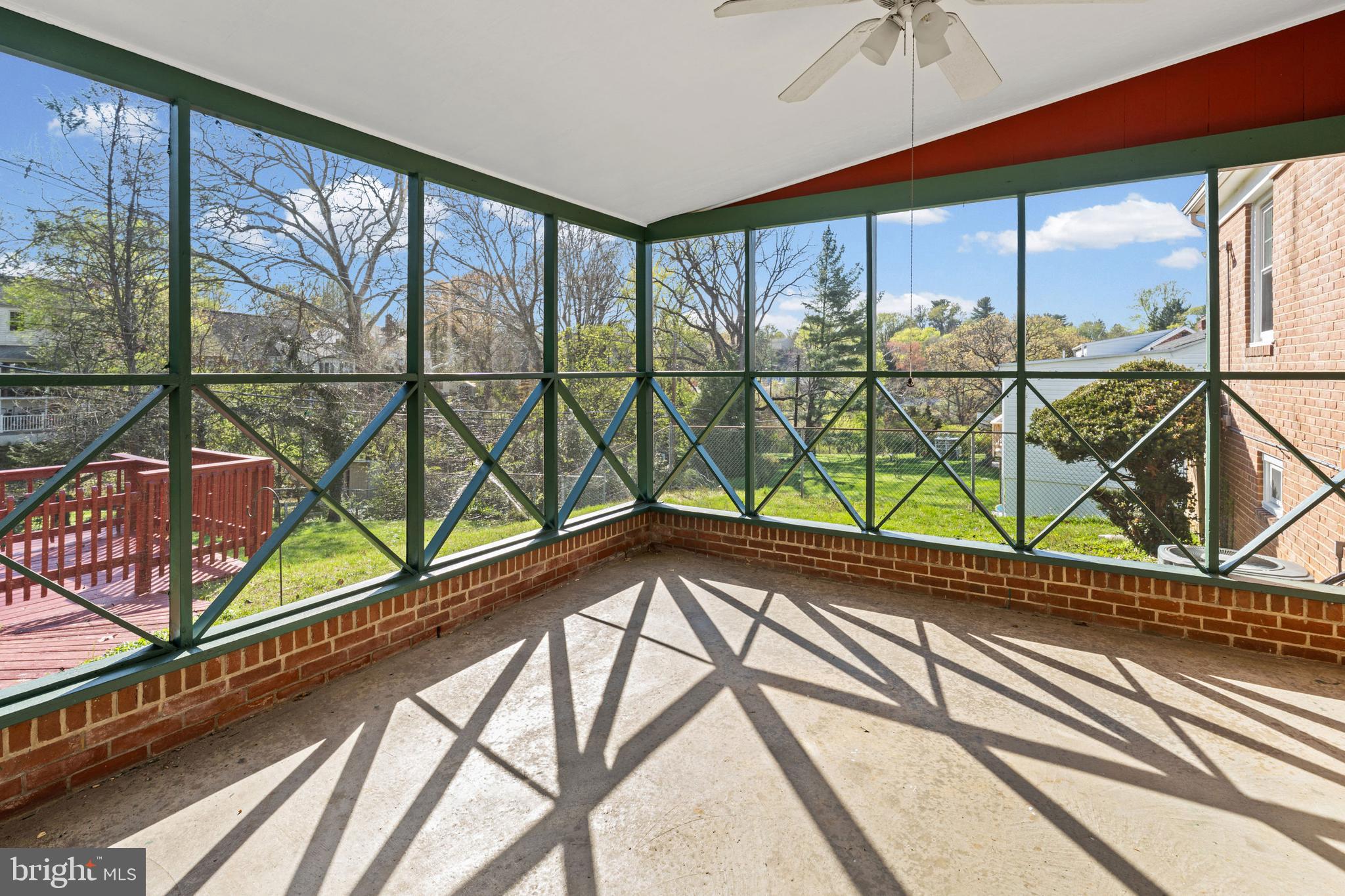 GLENDALE - Residential