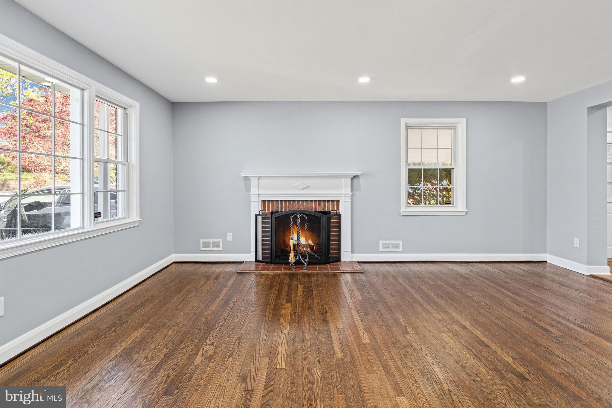 GLENDALE - Residential