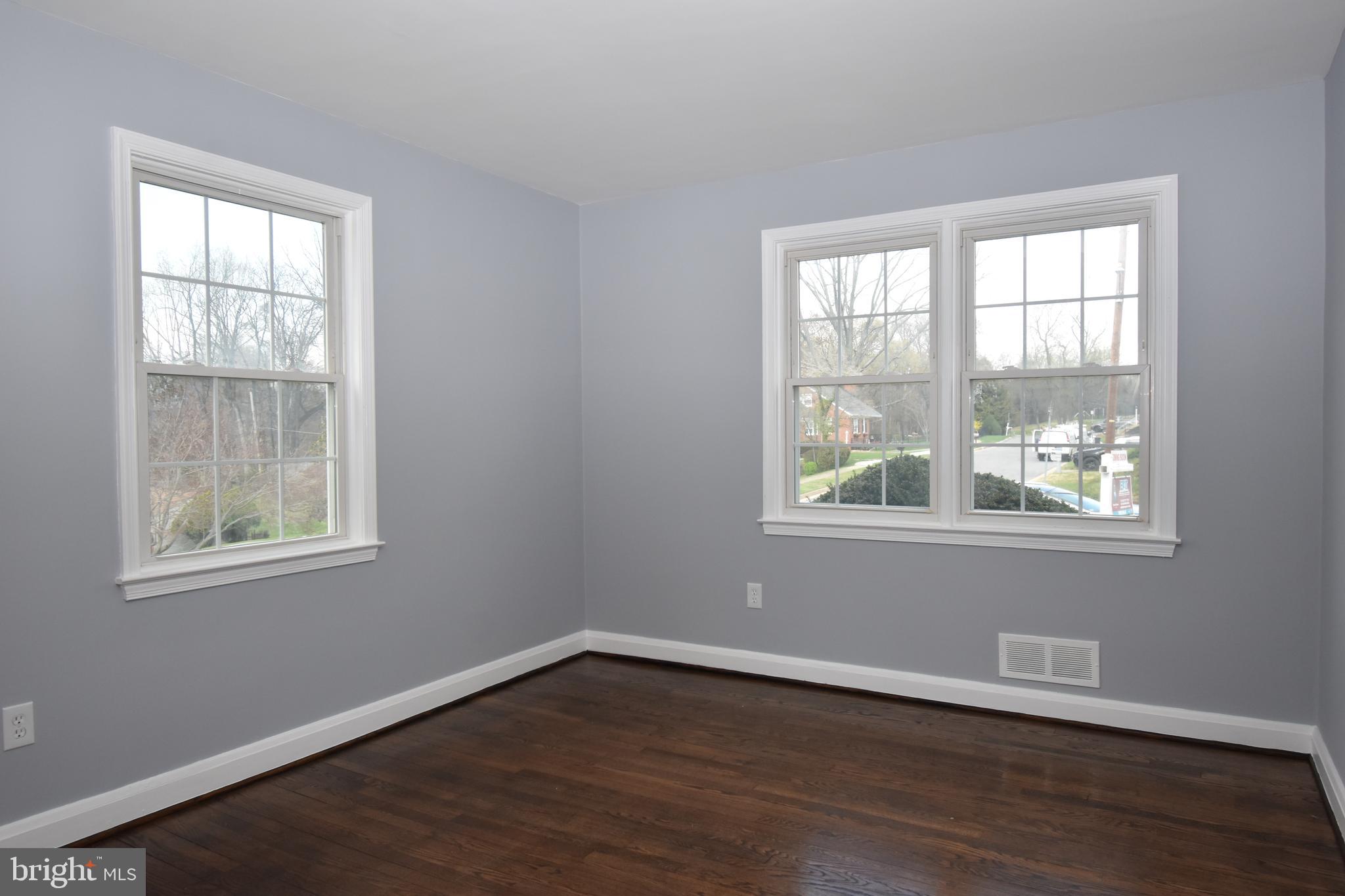 GLENDALE - Residential