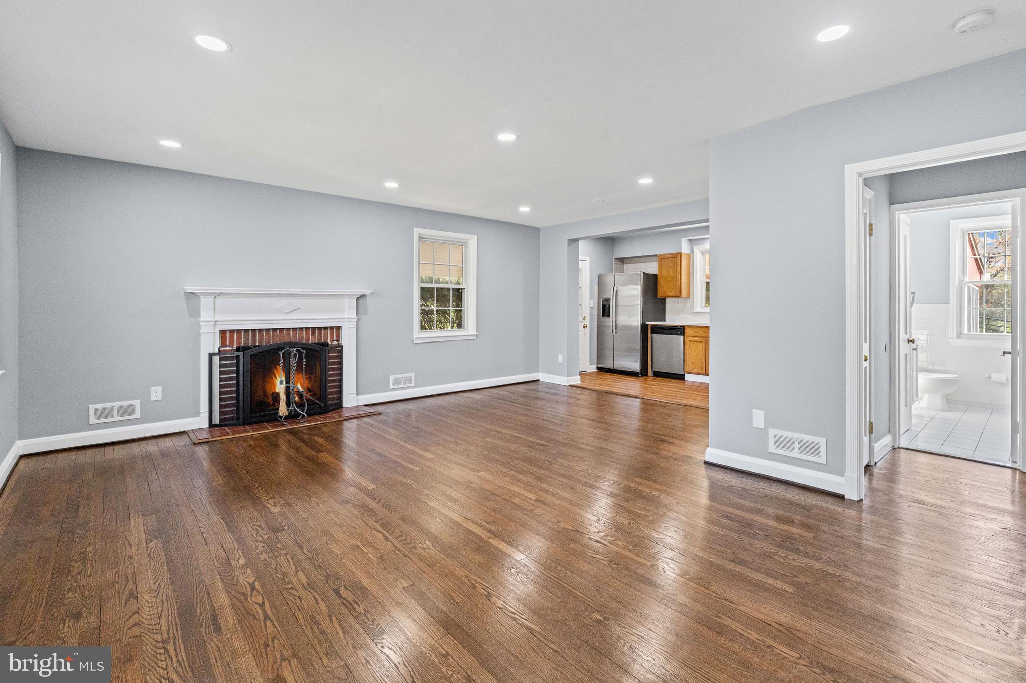 GLENDALE - Residential