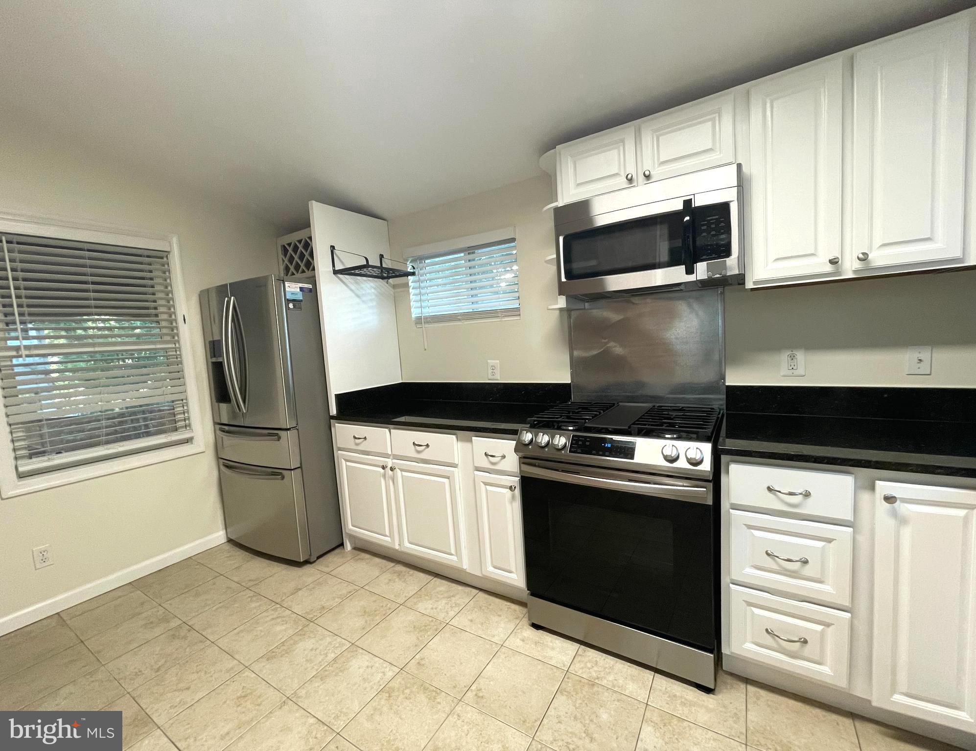 VIRGINIA HEIGHTS - Residential Lease