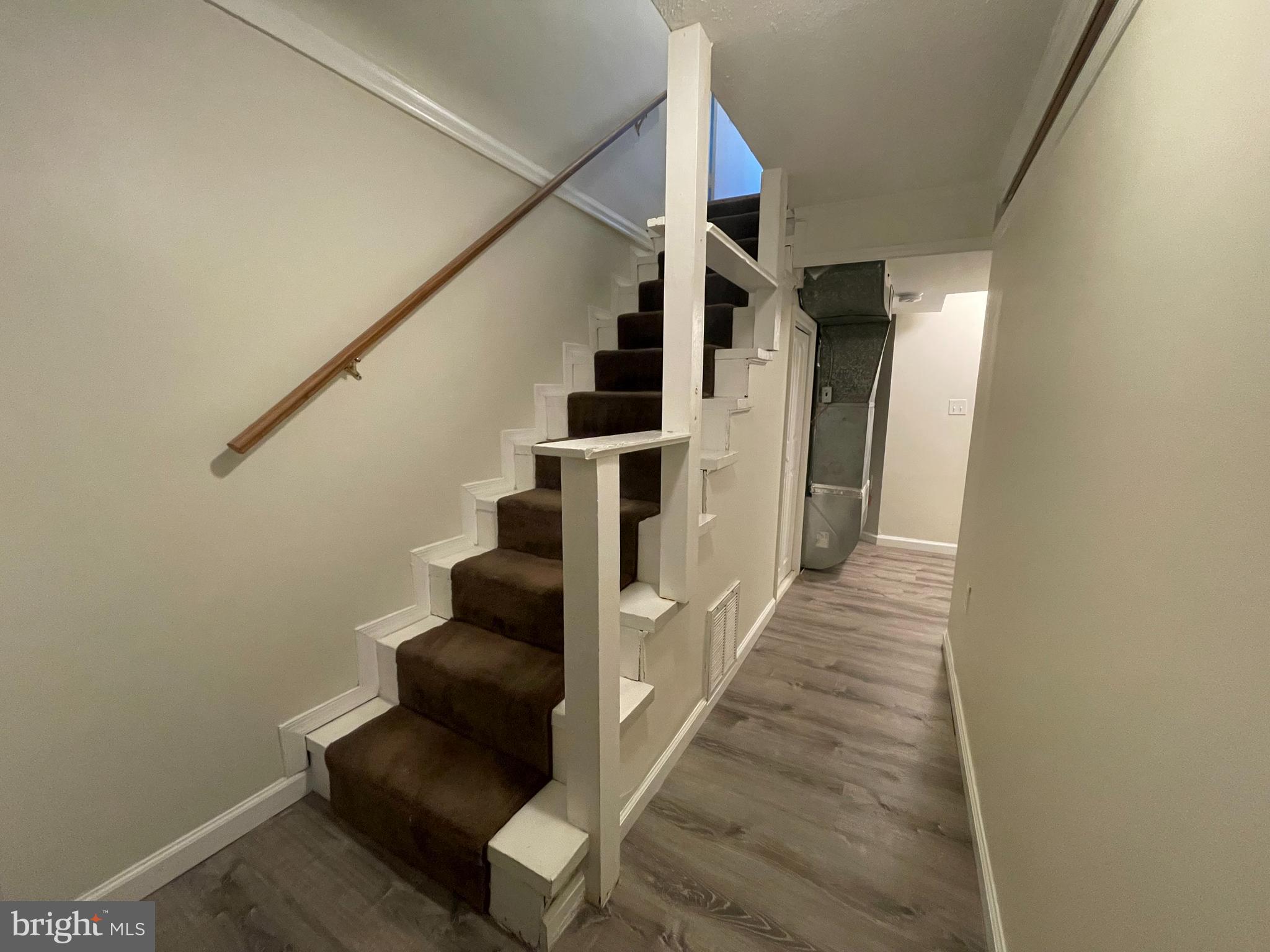 VIRGINIA HEIGHTS - Residential Lease