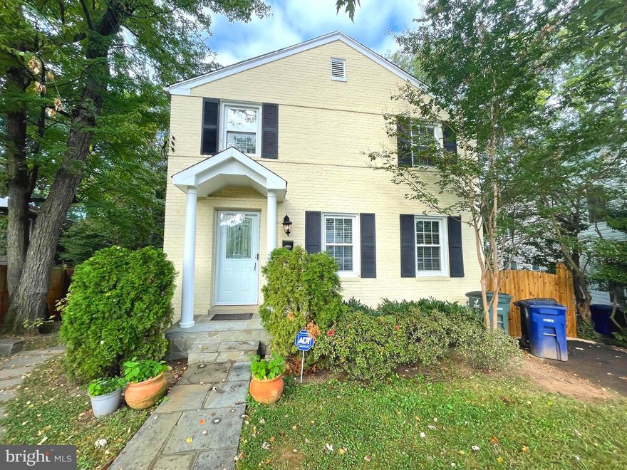 Welcome to this cozy, 3BR/2BA Single Family Home tucked away in highly sought after Arlington. In this home, you’ll enjoy the updated kitchen including granite countertops, stainless steel appliances, and today’s ever popular white cabinets. Brand new Microwave and Dishwasher. The main living area includes a spacious dining area, perfect for guests. In addition you can enjoy the fully finished basement with bedroom! All of this is just what the home has to offer on the inside — outside immerse yourself reading a book or watching TV on the beautiful screened porch on the back deck.  This amazing home is in a coveted location, boasting plenty of commuter options, restaurants, shopping, and just a stones throw away from DC. You really are in the heart of Northern Virginia here! Right off of Columbia Pike and only minutes from I-395, & Leesburg Pike.