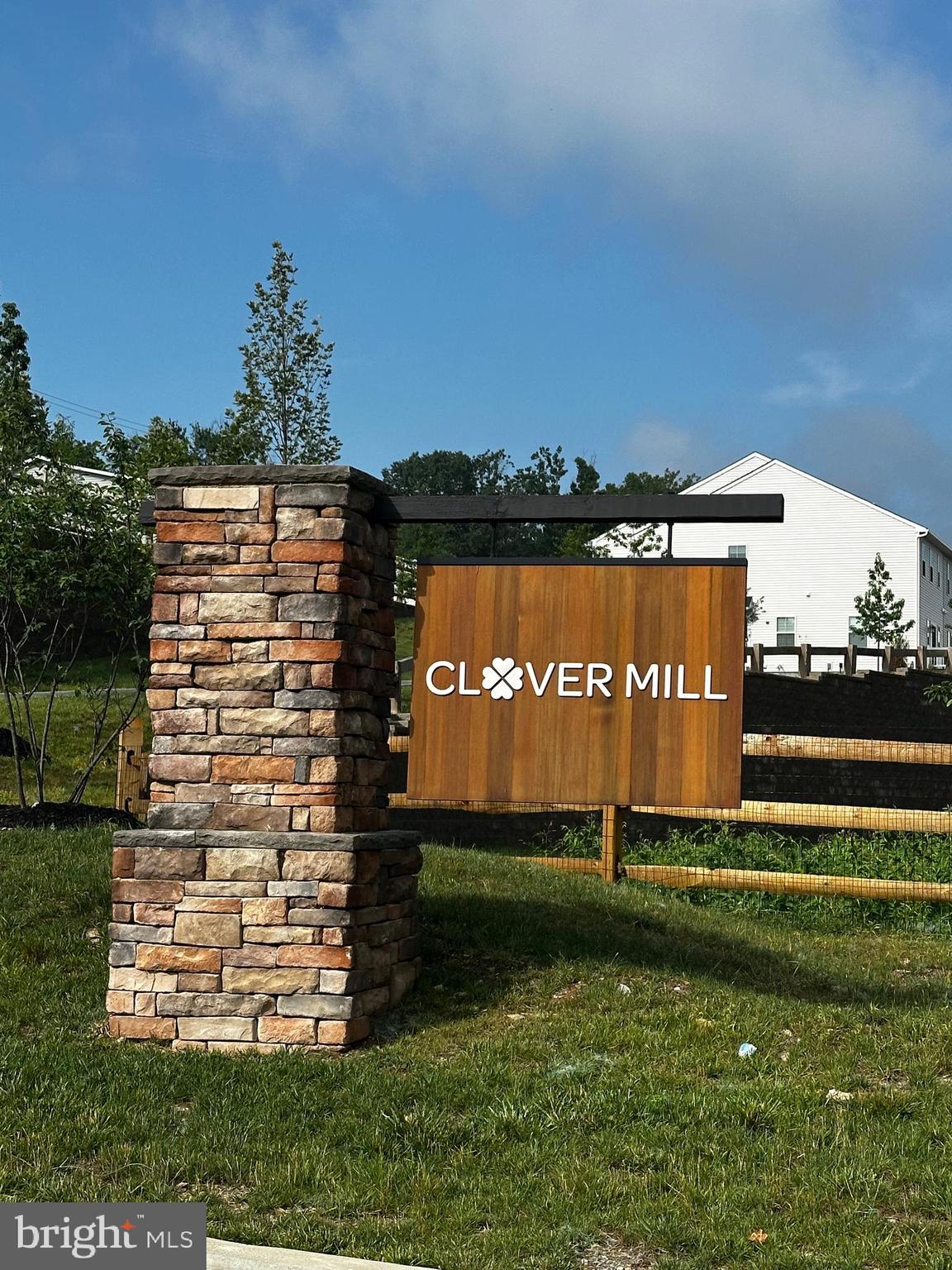 CLOVER MILL - Residential Lease