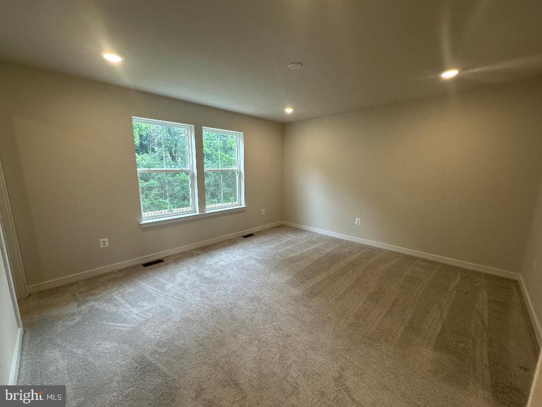 CLOVER MILL - Residential Lease