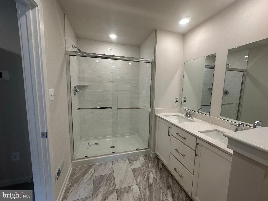 CLOVER MILL - Residential Lease