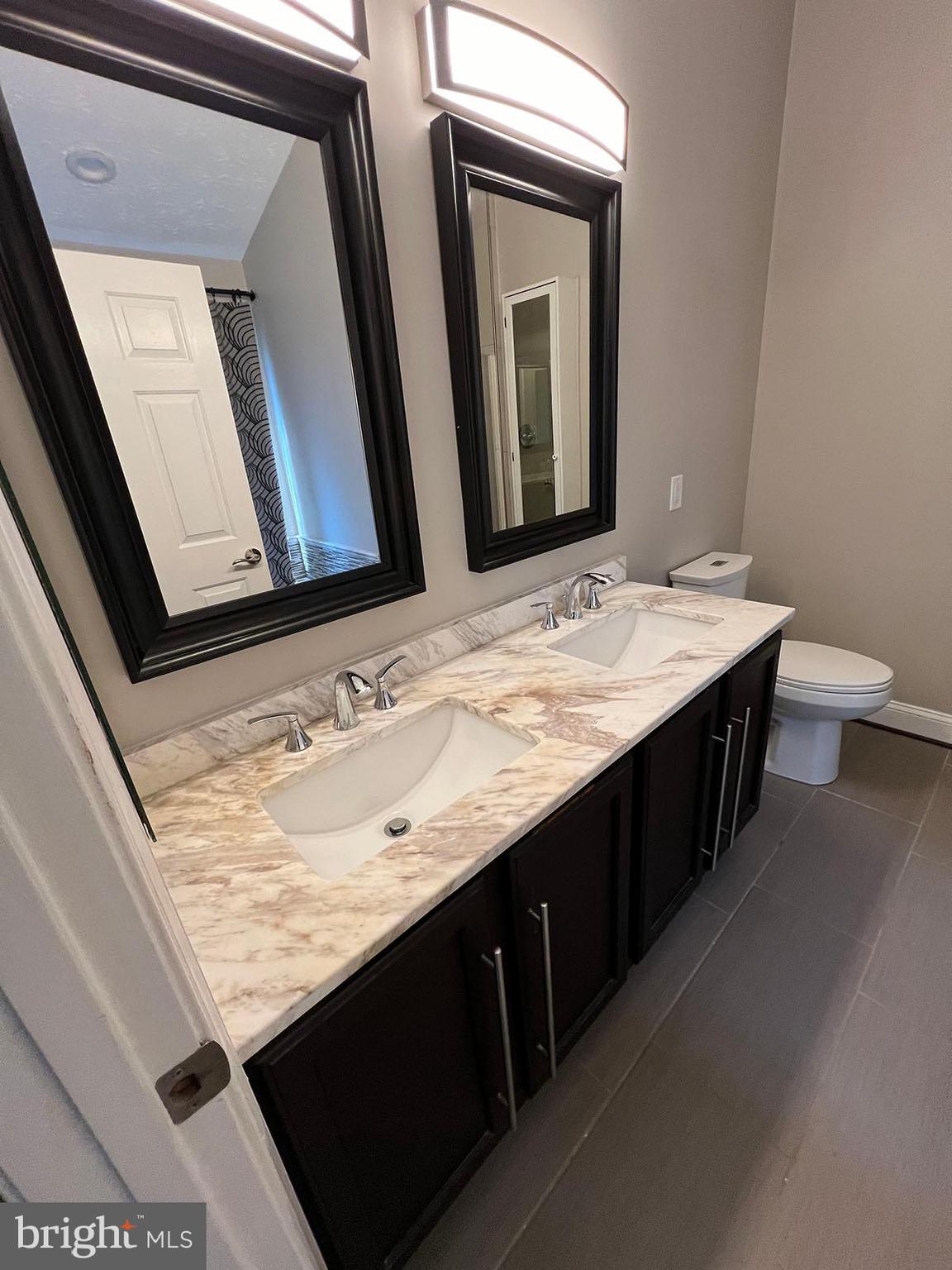 RUSSETT GREEN - Residential Lease