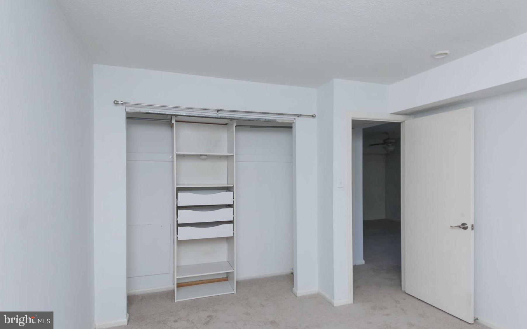 CHATHAM VIL OF TOW - Residential Lease