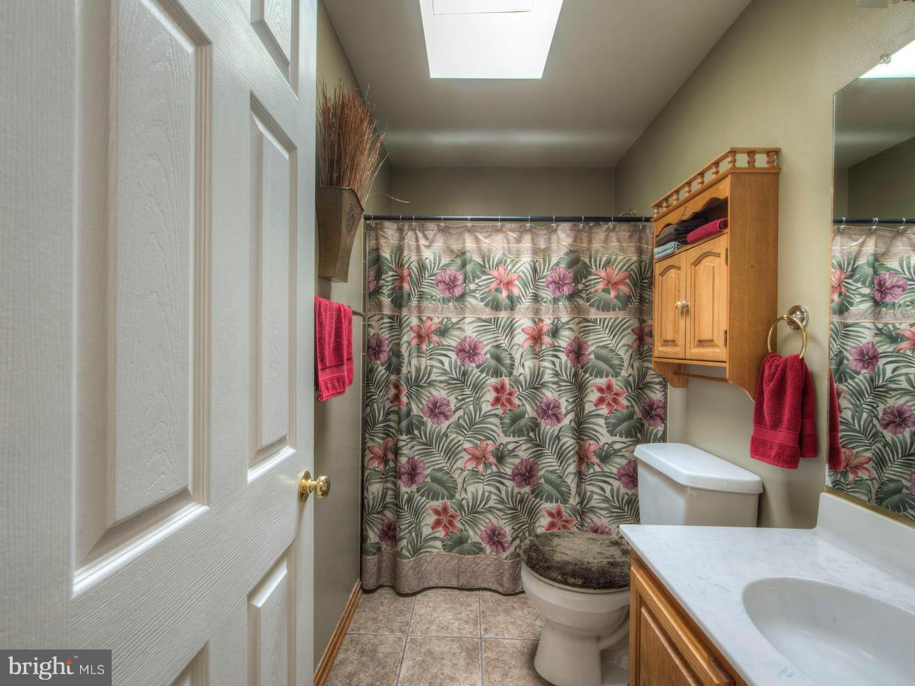 RIDGE POINTE - Residential