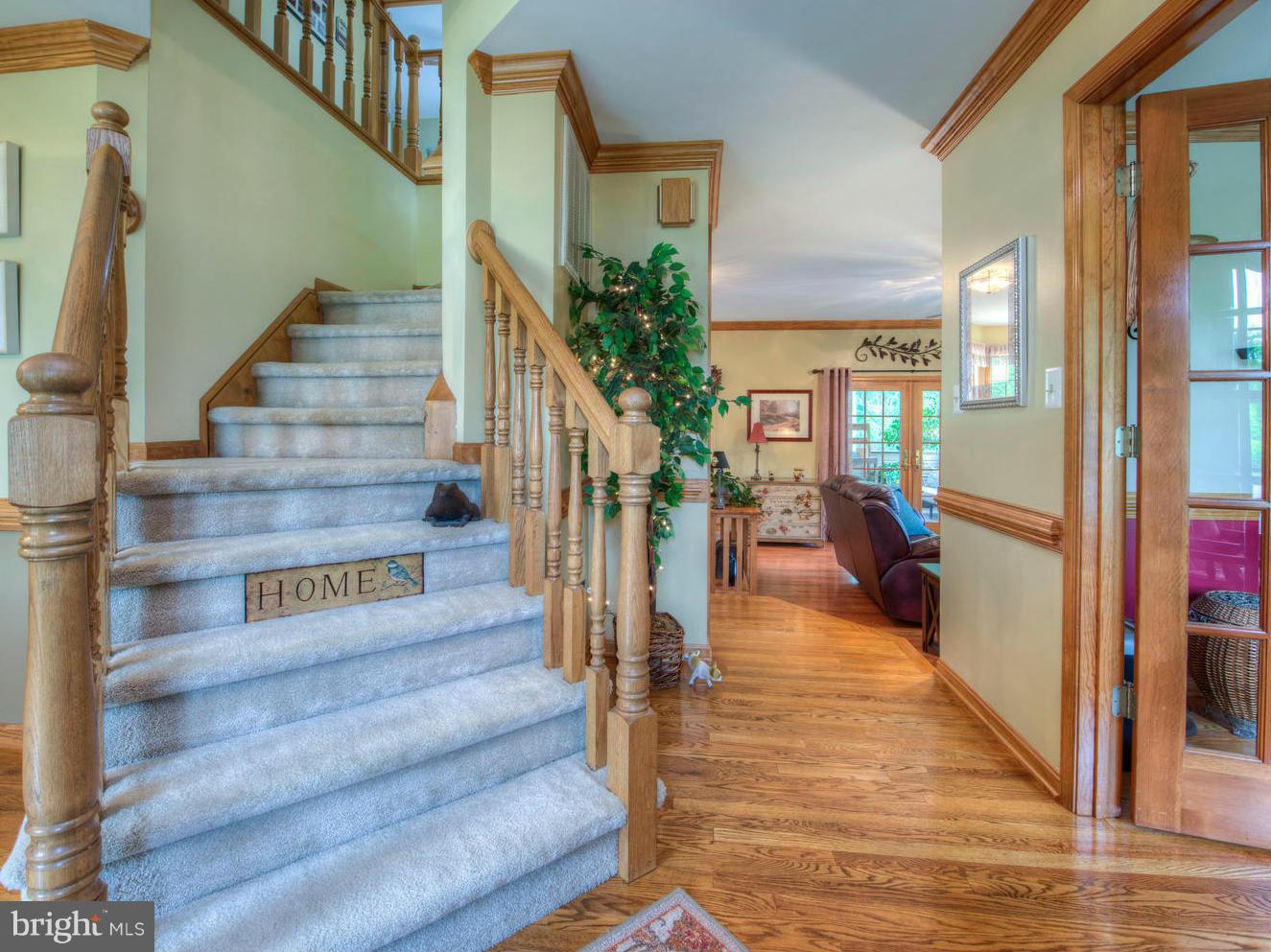 RIDGE POINTE - Residential