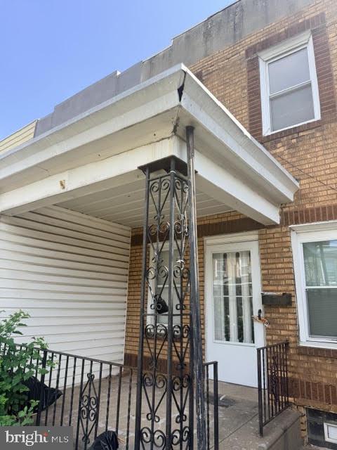 Townhouse For Sale - 6377 Marsden St<br/> PHILADELPHIA, PA 19135