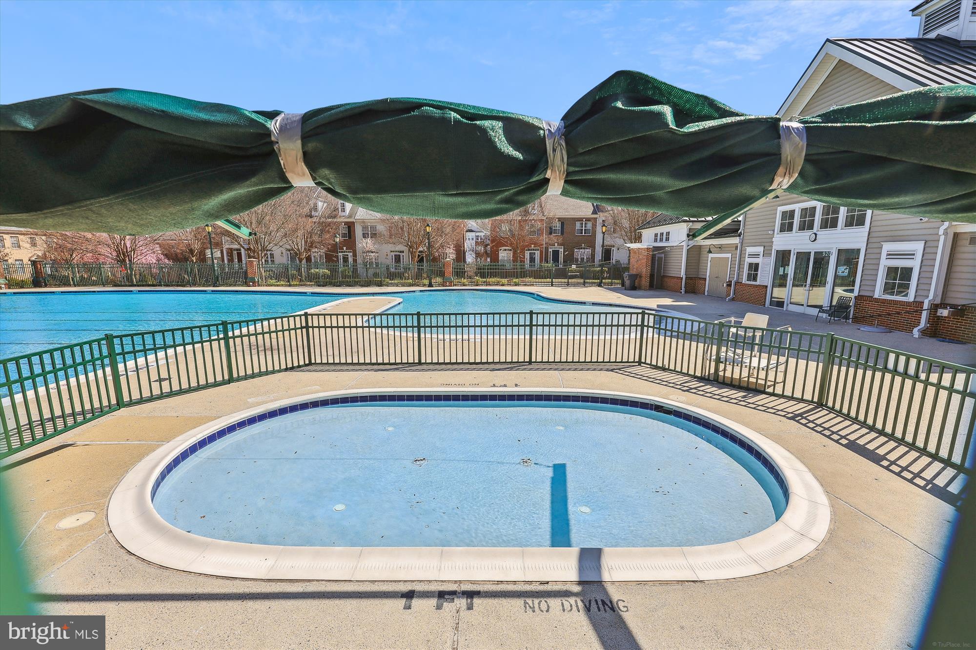 KING FARM WATKINS POND - Residential