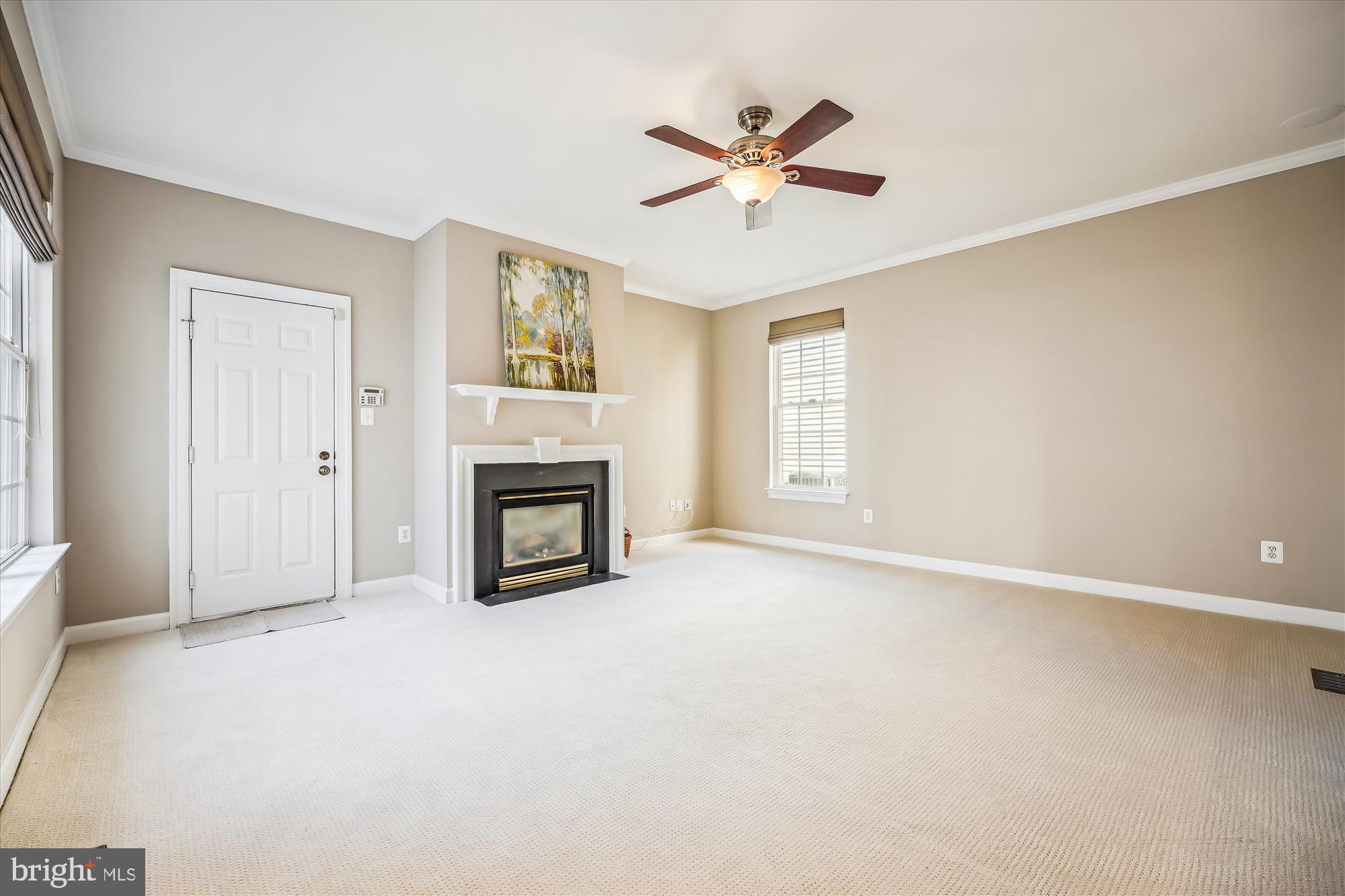 KING FARM WATKINS POND - Residential