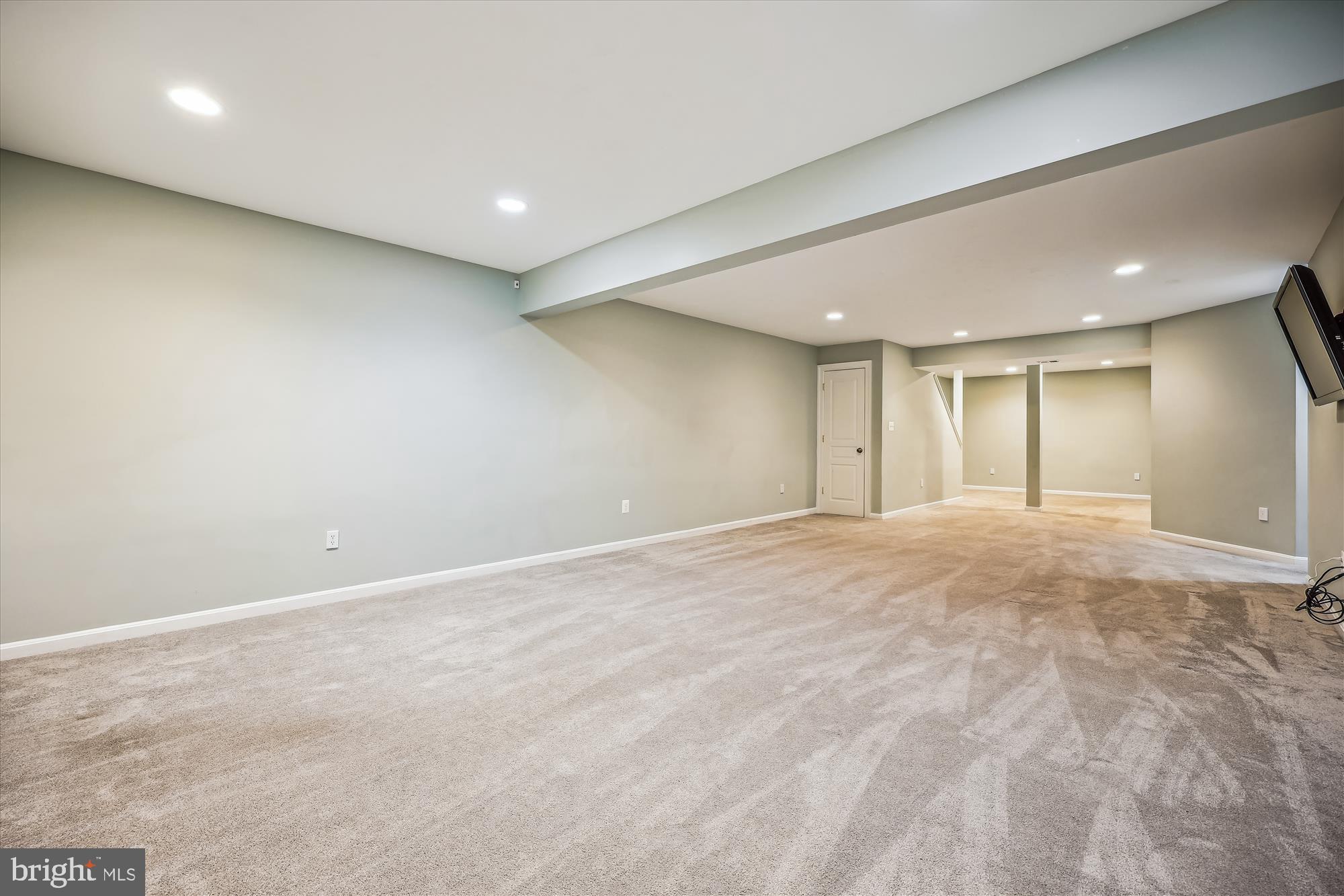 KING FARM WATKINS POND - Residential