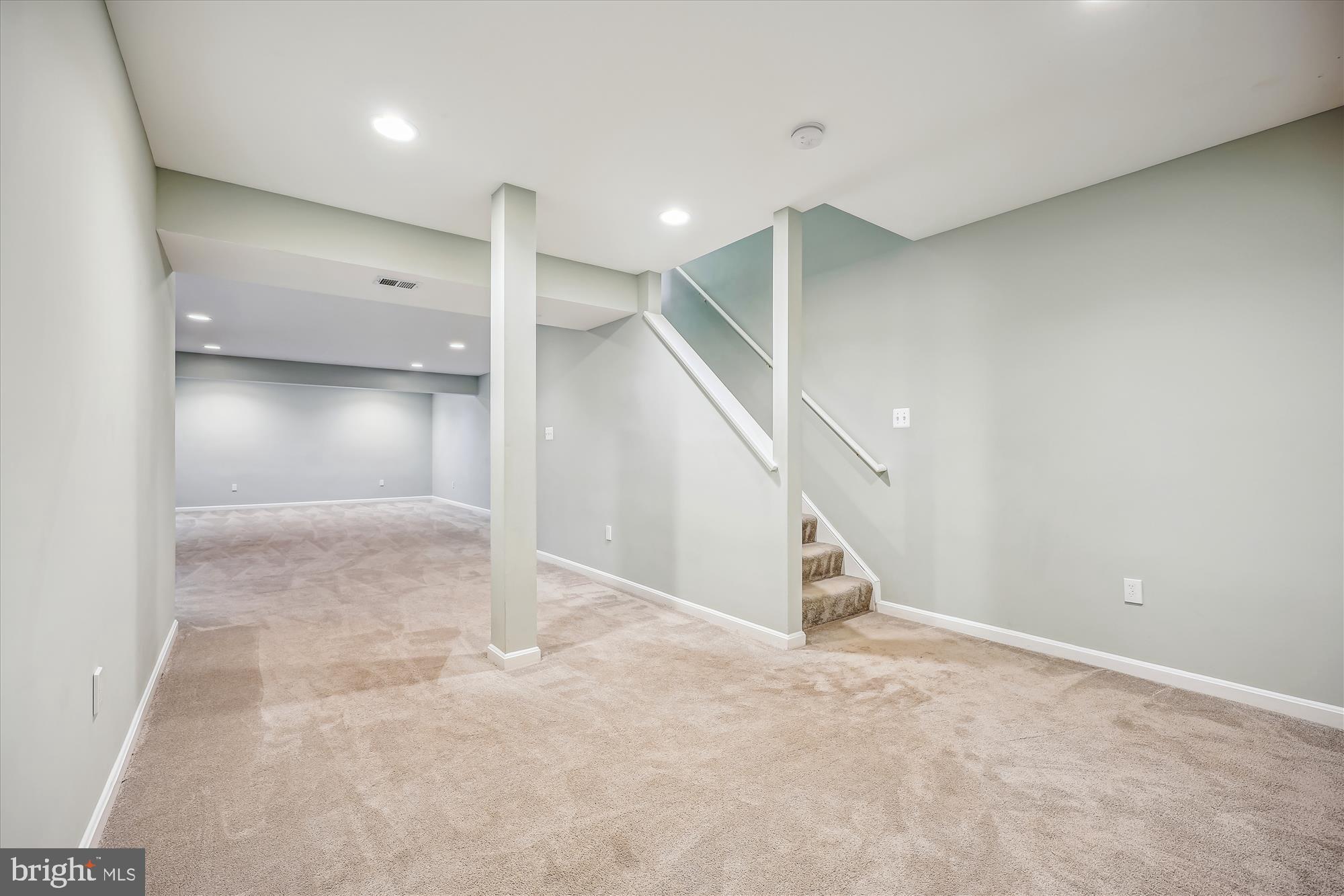 KING FARM WATKINS POND - Residential