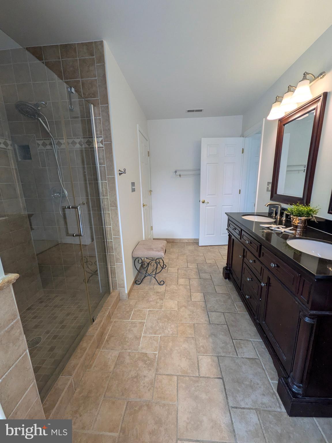 GREENWOOD - Residential