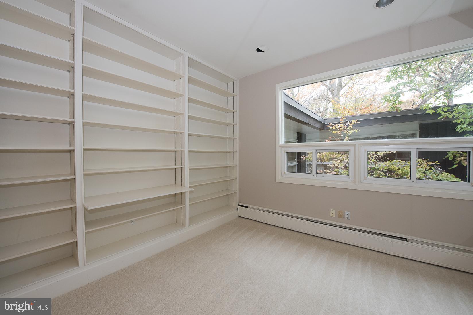 PENN VALLEY - Residential Lease