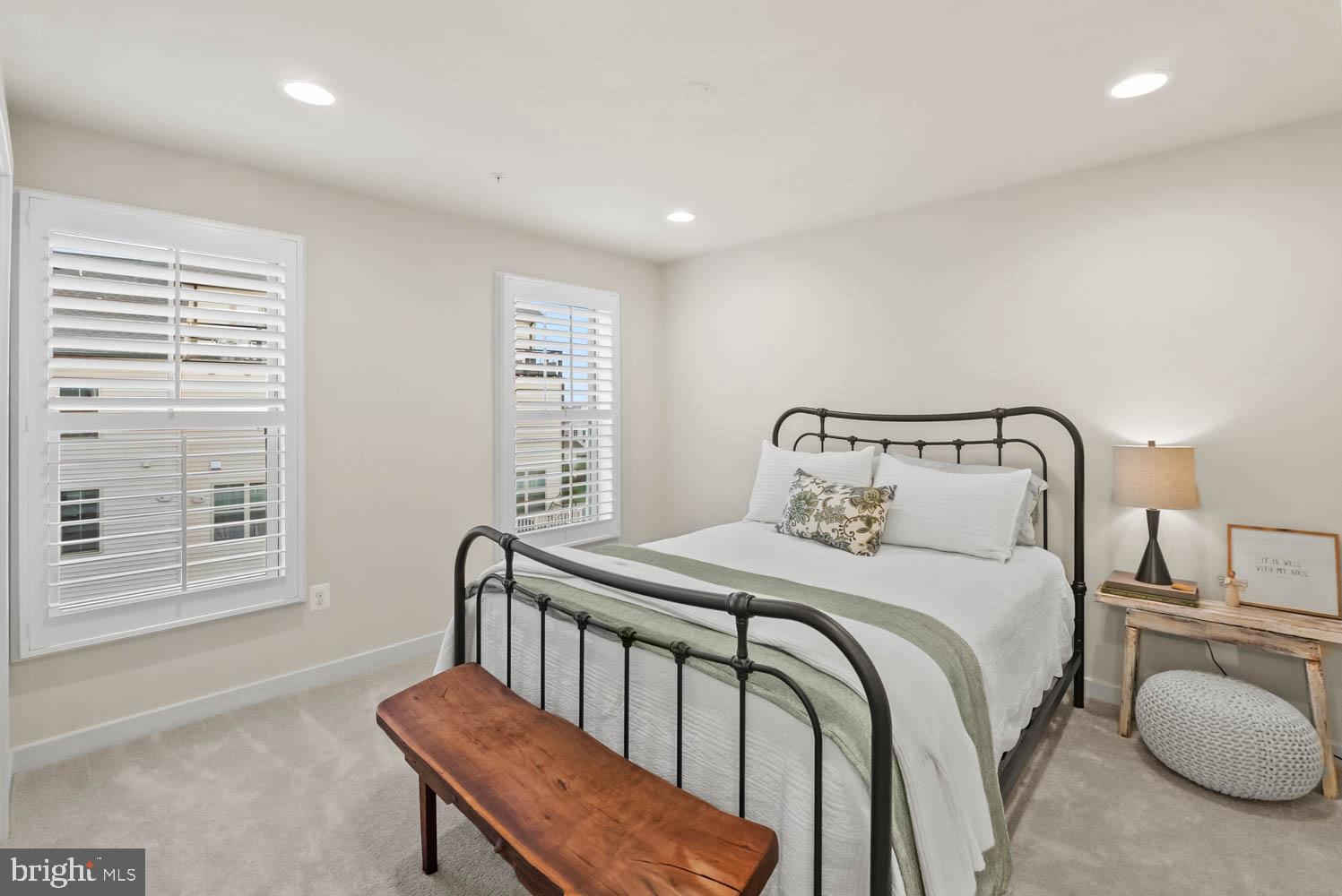 CABIN BRANCH - Residential