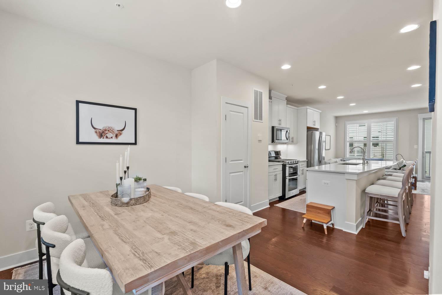 CABIN BRANCH - Residential