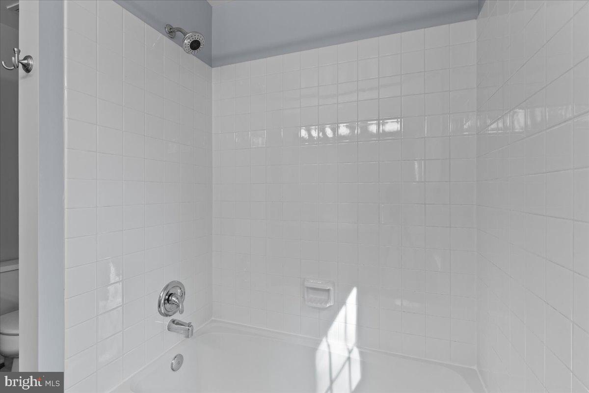 WOODLEA MANOR - Residential