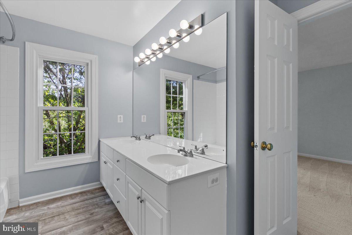 WOODLEA MANOR - Residential