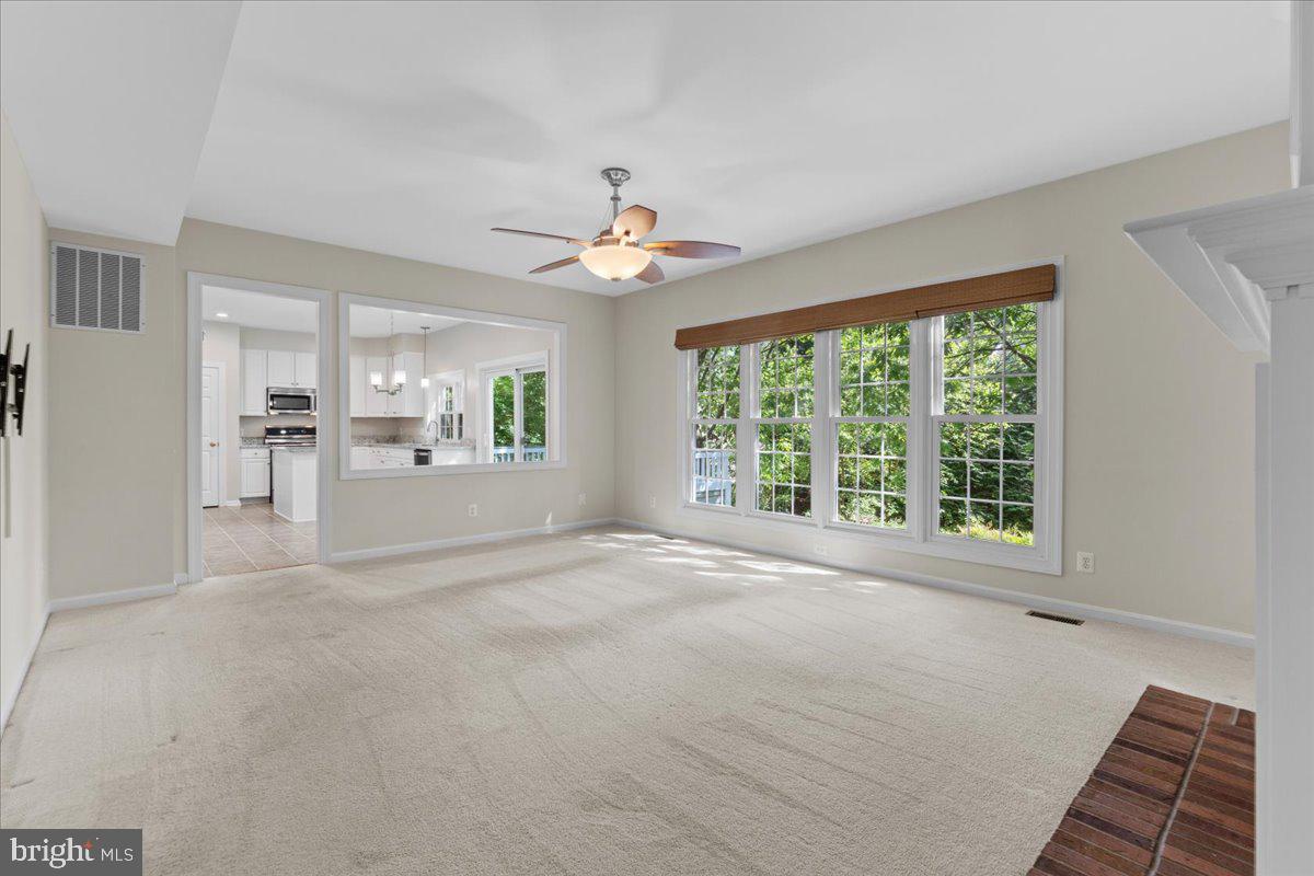 WOODLEA MANOR - Residential